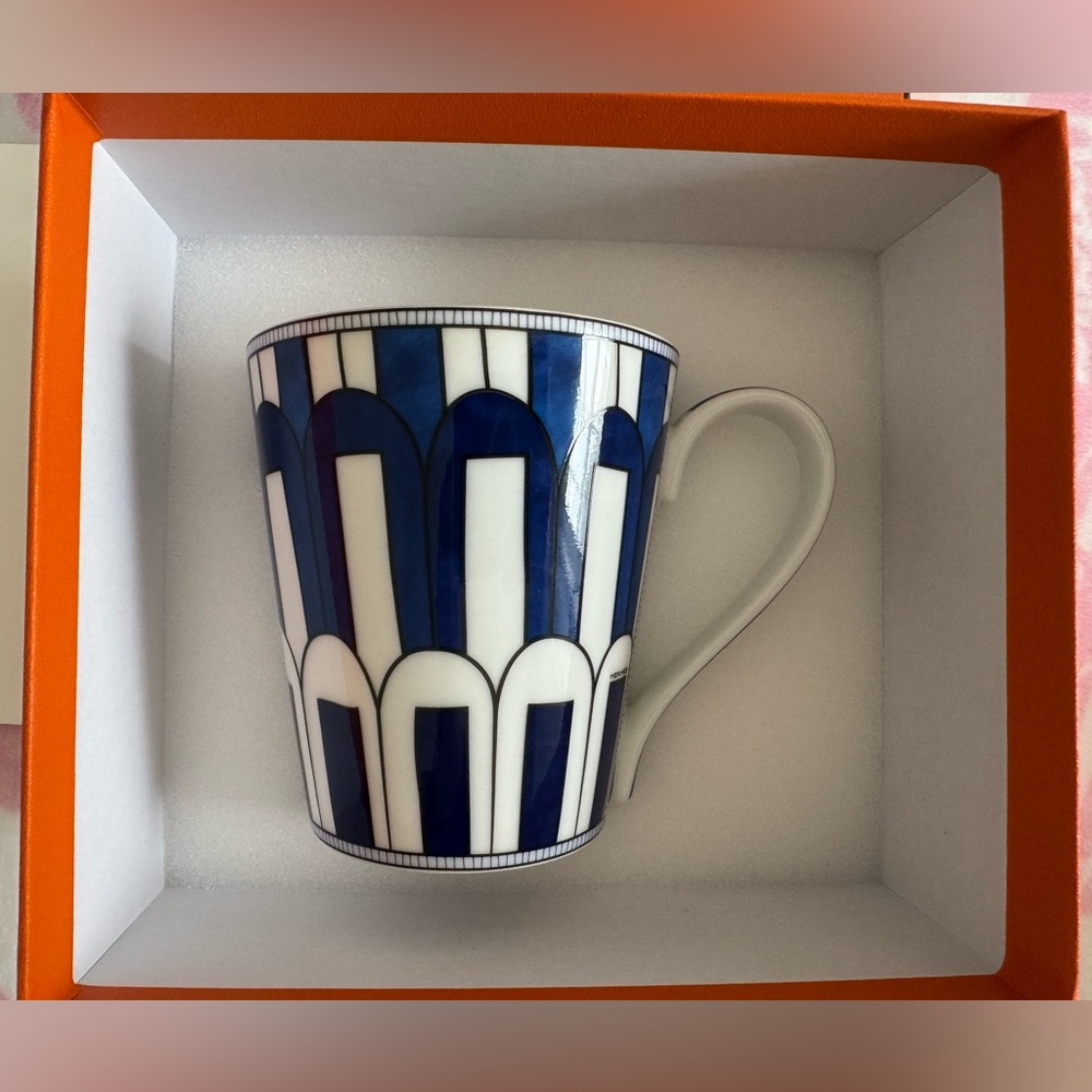 Bleus d'Ailleurs mug n° 3
Hermes coffee cup